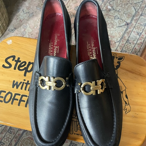 Salvador Ferragamo Women's Loafers Shoes.